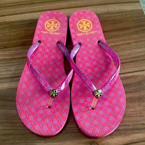 Tory Burch flip flops.